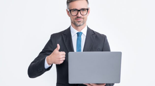 5 Smart Ways to Expand your Role as an Office Manager and Boost Your Earnings